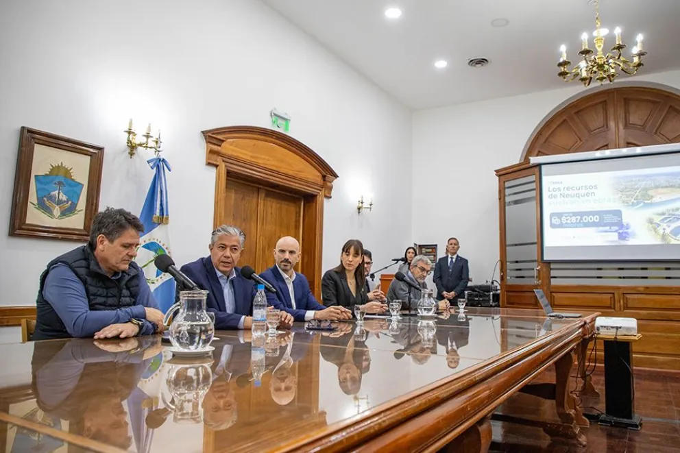 La Provincia presentó un plan de más de $287.000 millones para agua potable y saneamiento en Neuquén capital